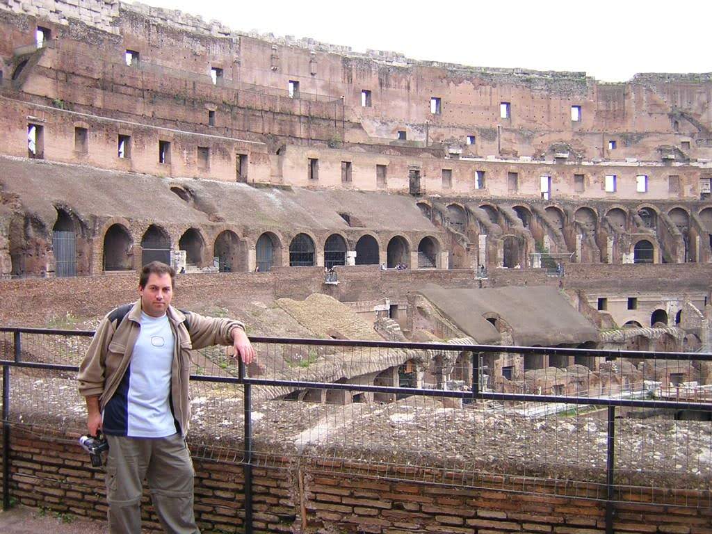 el coliseo en el año 2004
